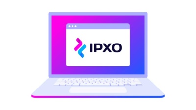Laptop with IPXO Portal on the screen.