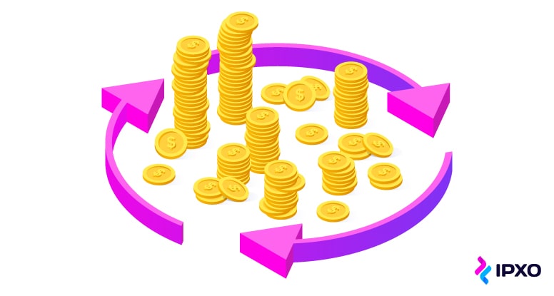 Gold coins and arrows going in circle around representing recurring revenue.